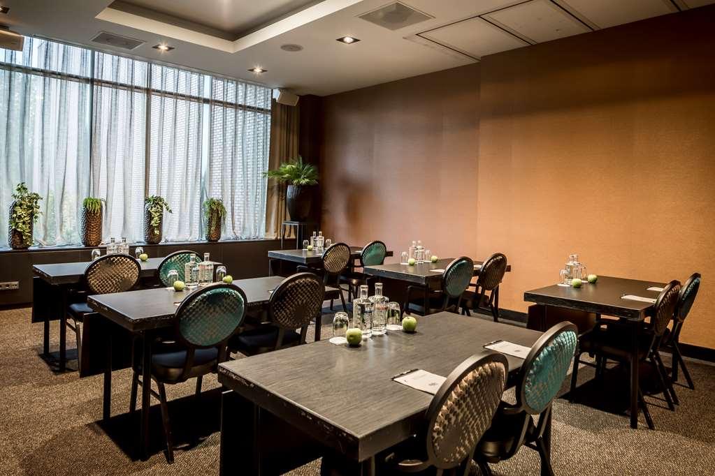Van Der Valk Hotel Hoorn Хорн Интерьер фото