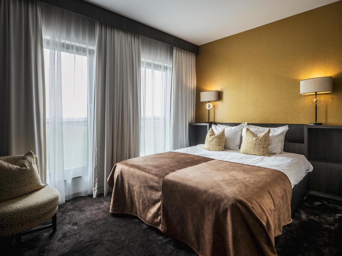 Van Der Valk Hotel Hoorn Хорн Экстерьер фото