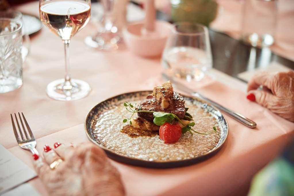 Van Der Valk Hotel Hoorn Хорн Удобства фото